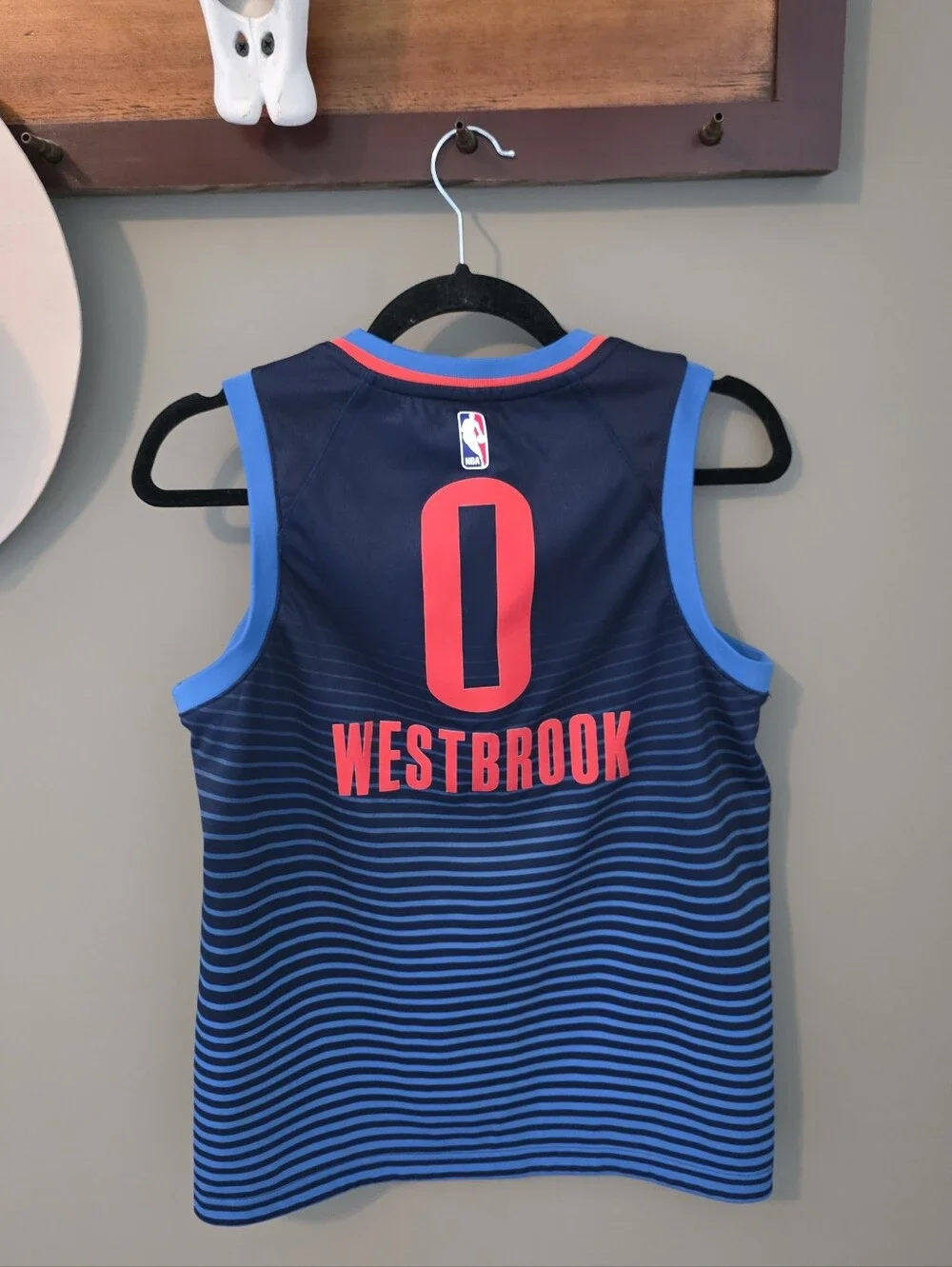 OKC Thunder Westbrook Jersey Size M Youth NBA